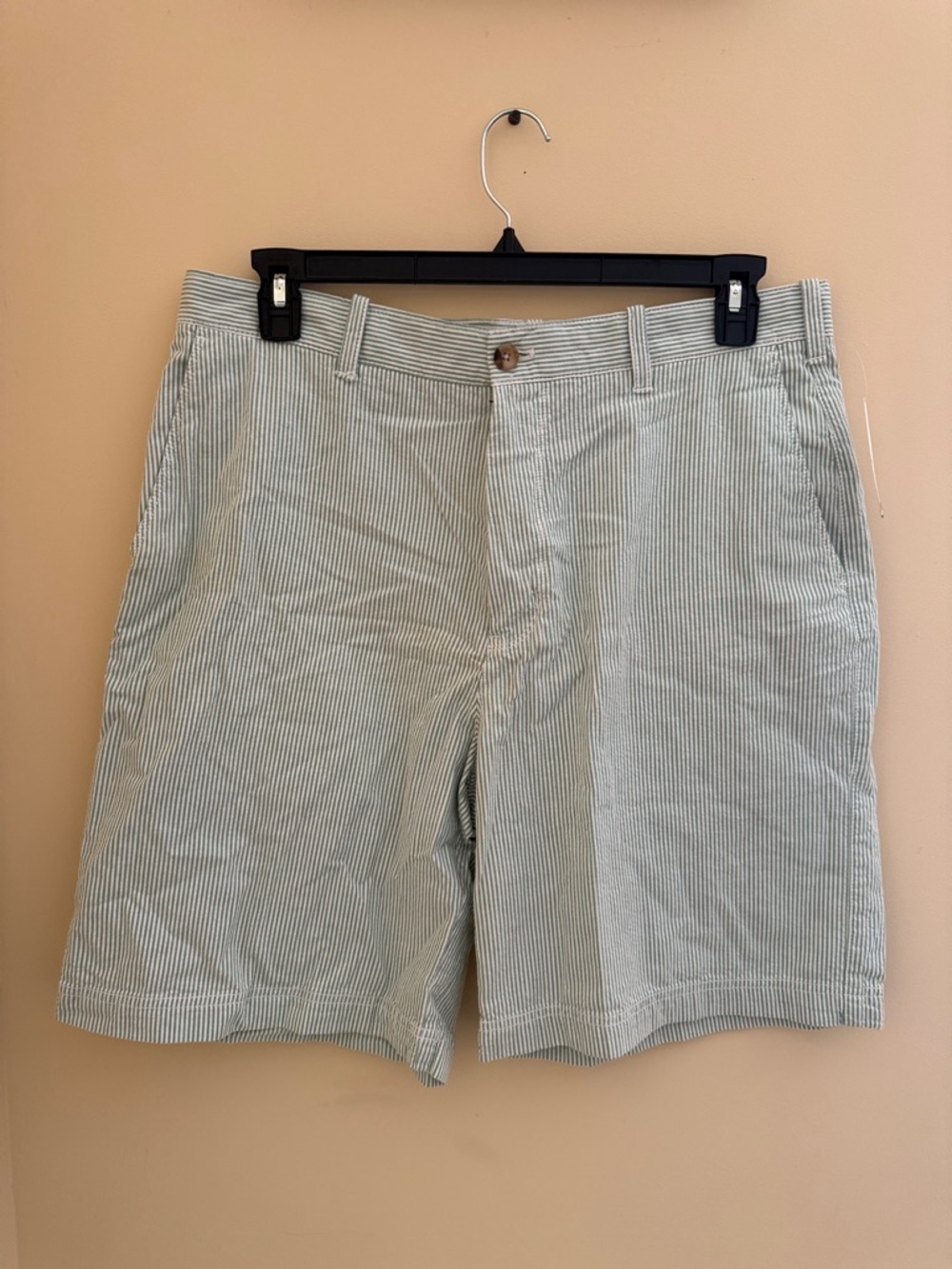 Men's Seersucker Stripe Shorts‎ - Light Green
